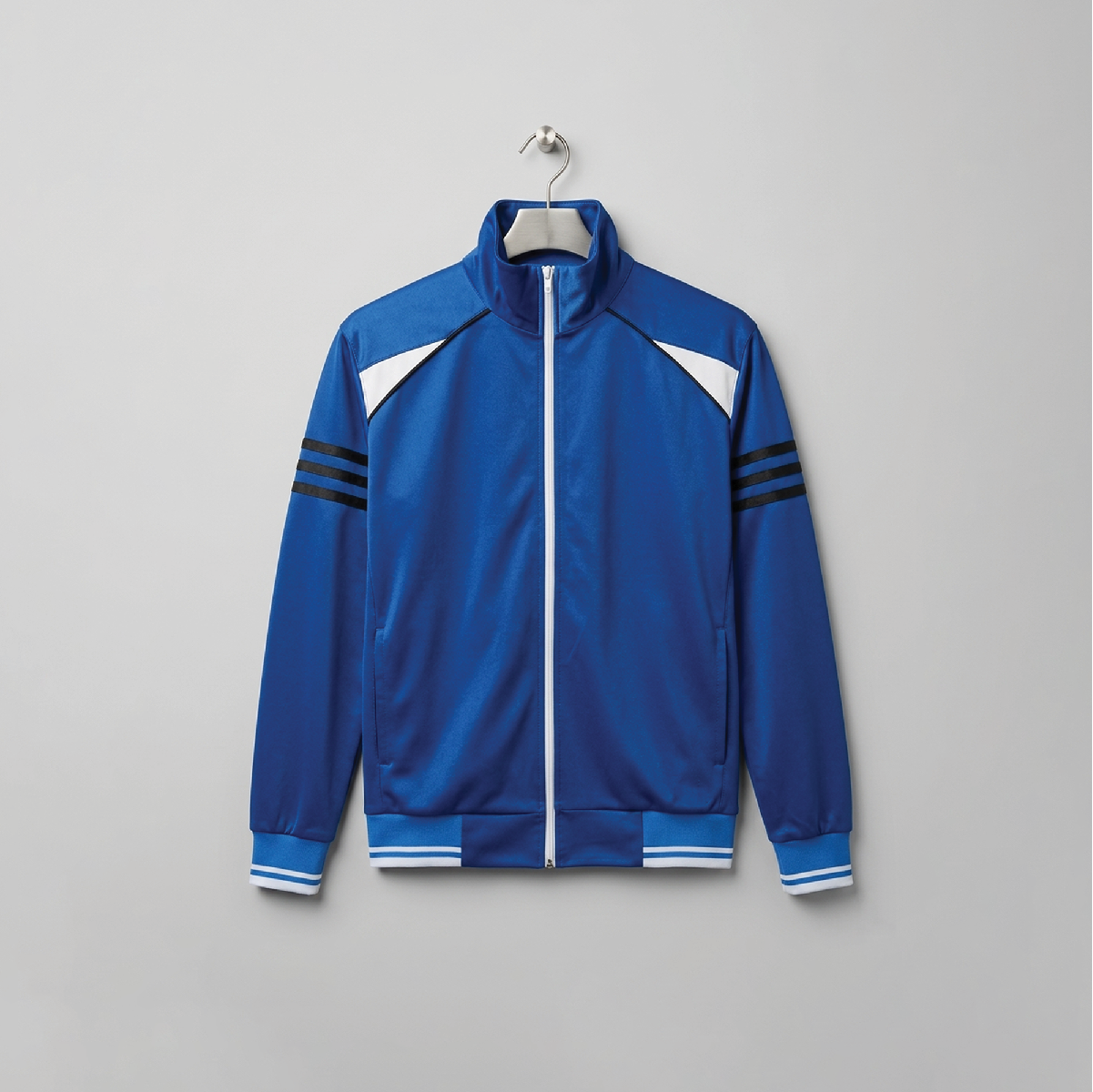 Tracksuit (ကတ္တီပါအပြာ) image 2