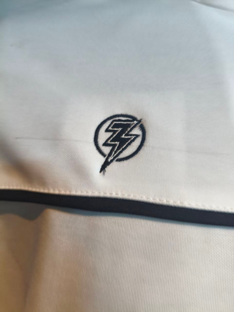 Zolt Tracksuit (အဖြူ) image 4