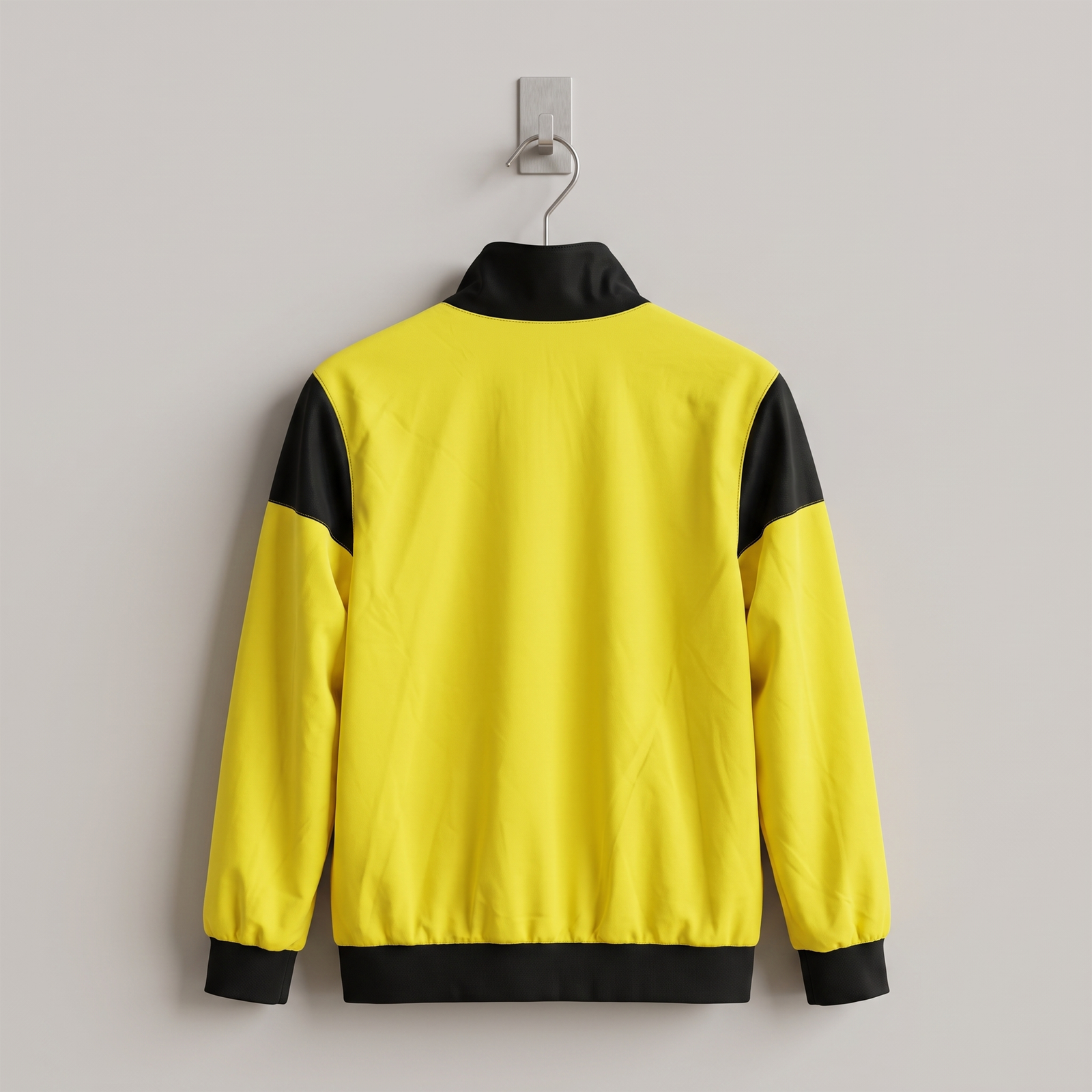 Tracksuit (ကတ္တီပါအ၀ါ အနက်စပ်) image 2