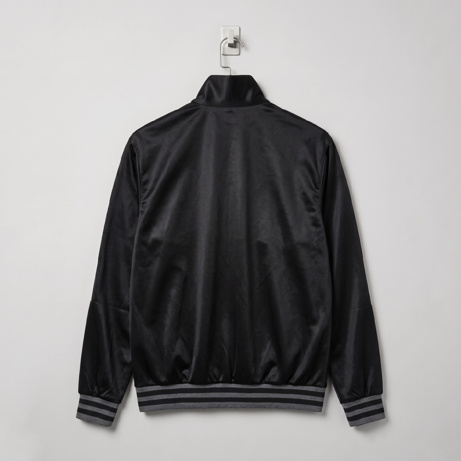 Tracksuit (ကိုယ်ထည် ကတ္တီပါခဲနက်စပ် စပေါ့ဖြူ) image 1