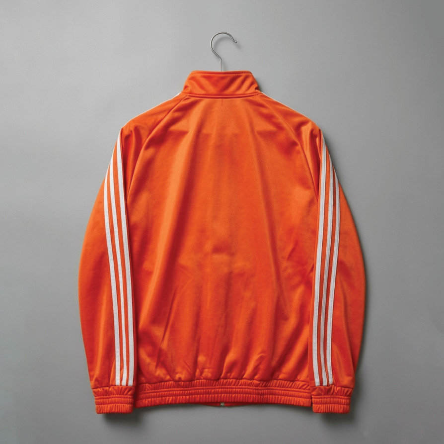 Tracksuit (ကတ္တီပါလိမ္မော်အဖြူစပ်မျှော့စည်း) image 2