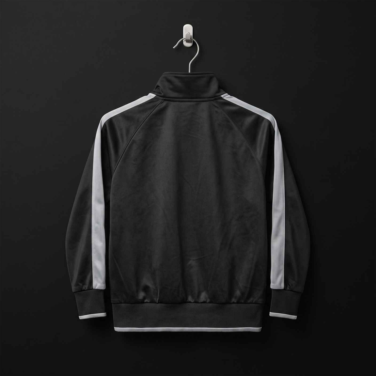 Baby Tracksuit (ကတ္တီပါ နက်ခဲရင့်စပ် (အစည်းခဲဖျော့စင်း) image 1